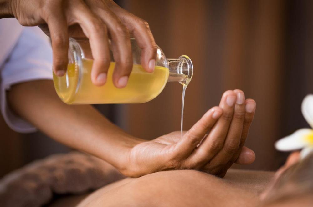 Corallo Wellness Hotel Diano Marina Bagian luar foto