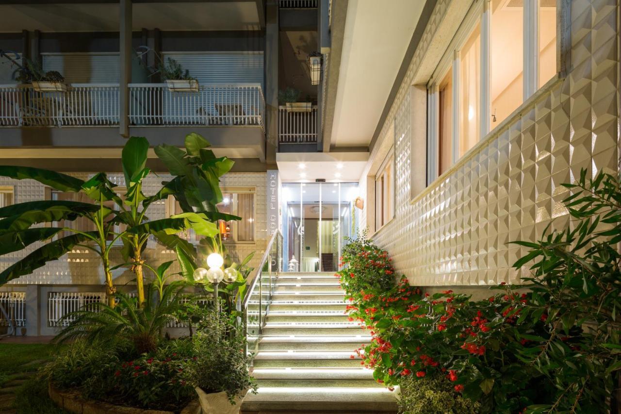 Corallo Wellness Hotel Diano Marina Bagian luar foto